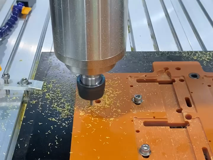 精雕機cnc6090f電木板鉆孔銑槽cnc數控雕刻機